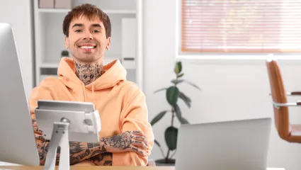 AI men&iacute; trh pr&aacute;ce