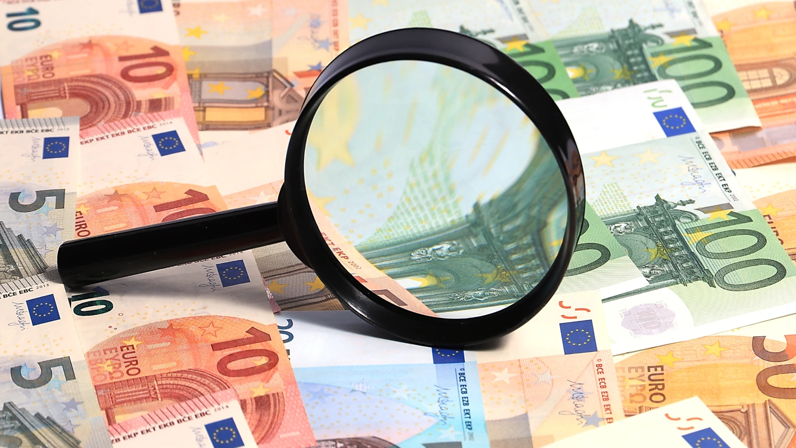 Daňové podvody na Slovensku