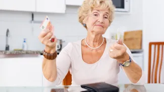 Dôchodok bez úspor môže bolieť