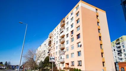 Nehnuteľnosti na Slovensku rast&uacute; na maximum