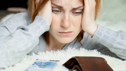 Peniaze Slov&aacute;kom zbytočne mizn&uacute;