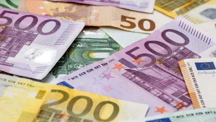 Slovensko mas&iacute;vne investuje do arm&aacute;dy