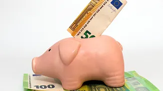 Sporiace účty nie sú vhodná voľba pre Slovákov