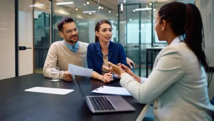 Vyžiadajte si ponuku v každej banke a porovnajte si ich