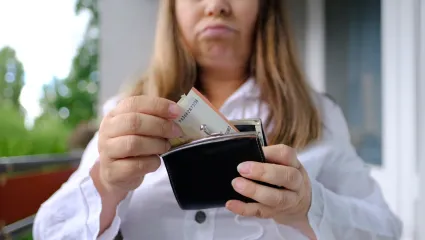 Ako vyžiť z jedn&eacute;ho platu