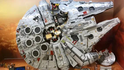LEGO Millennium Falcon