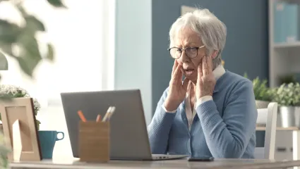 Seniori a online podvody