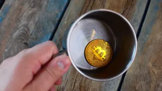 Bitcoin čoskoro narazí na dno