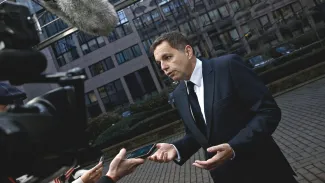 Guvernér NBS varuje pred infláciou