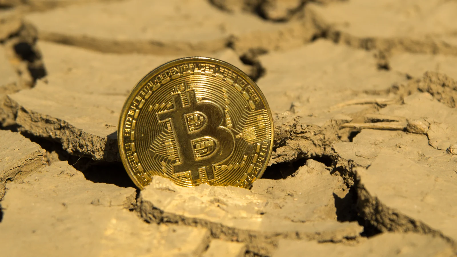 Kedy a kde Bitcoin sformuje dno