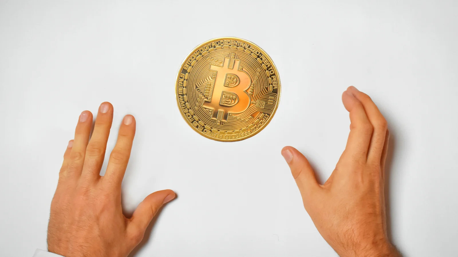 Mladí Slováci nakupujú Bitcoin
