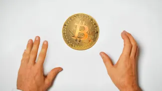 Mladí Slováci nakupujú Bitcoin