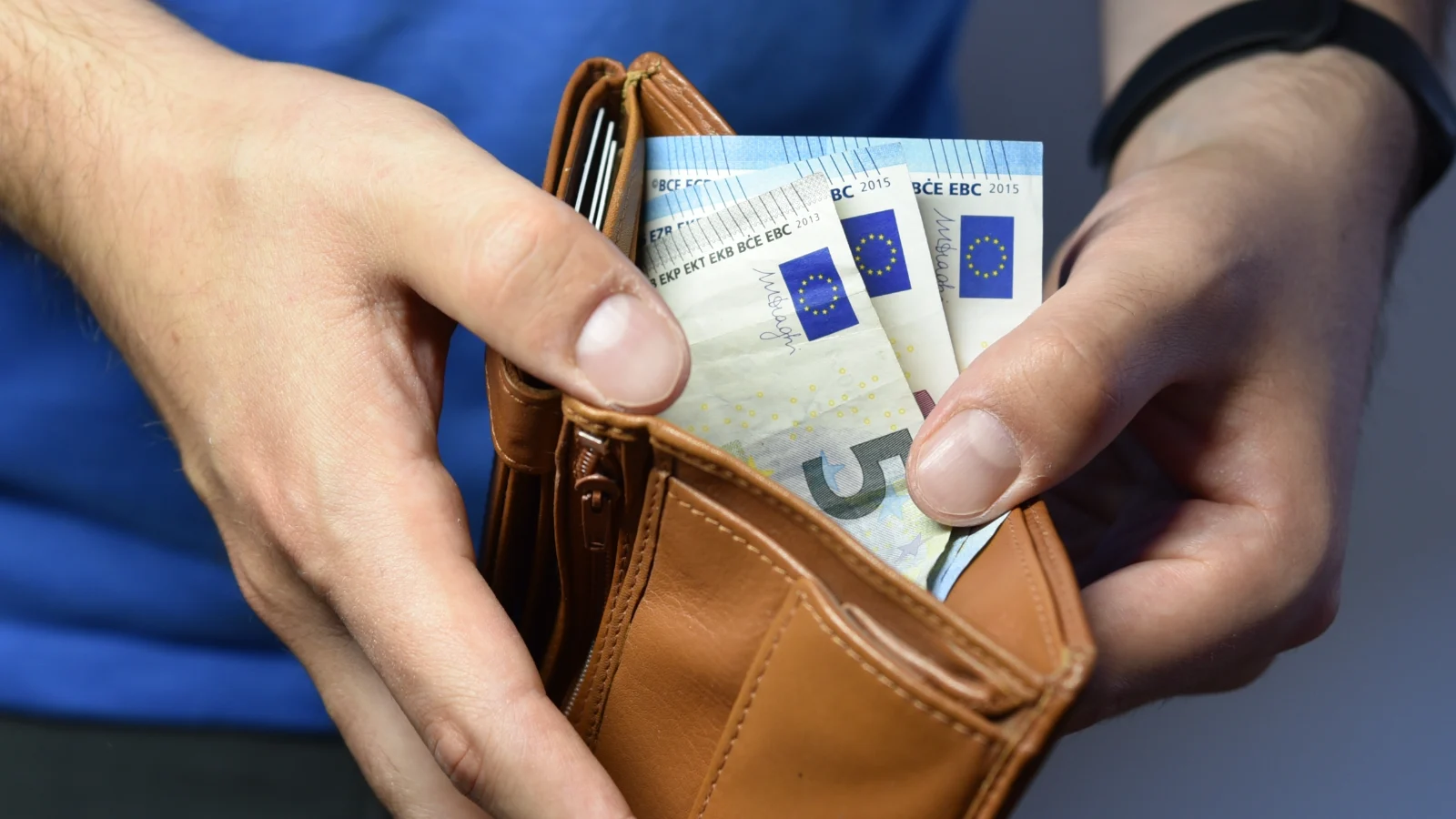 Inflácia zožiera Slovákom úspory