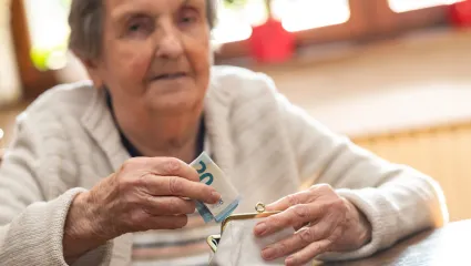 Soci&aacute;lna poisťovňa nedok&aacute;že vypl&aacute;cať bud&uacute;ce d&ocirc;chodky