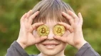 Kupujeme Bitcoin za 30 eur mesačne pre dieťa