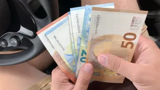 Prieskum ukázal, na čo si Slováci požičiavajú