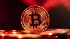 Bitcoin padol pod 80 000 dolárov