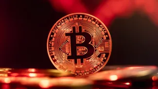 Bitcoin padol pod 80 000 dolárov