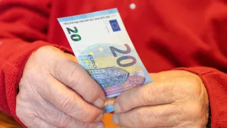 Dôchodok sa mierne zvyšuje no nestačí to