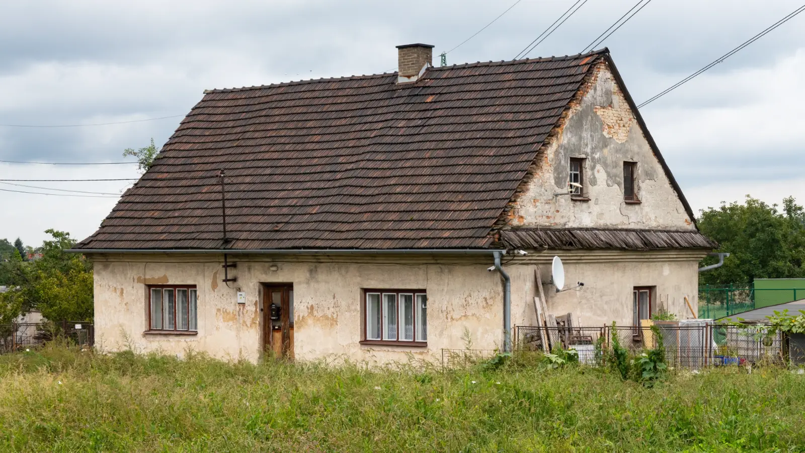 Dom pred rekonštrukciou