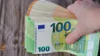 Peniaze na bežnom účte verzus investovanie