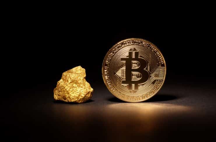 Bitcoin a zlato.