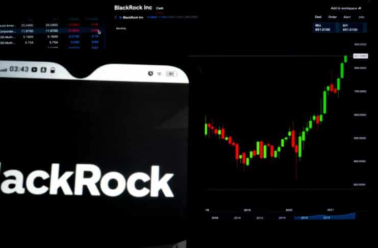 BlackRock, najväčší svetový správca aktív, môže čoskoro ponúknuť obchodovanie s kryptomenami!