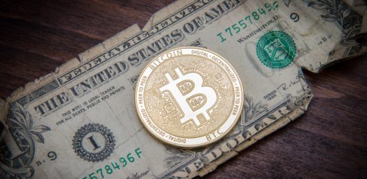 Robert Kiyosaki s novými komentármi! – FED zničí dolár a odporúča šetriť Bitcoiny!