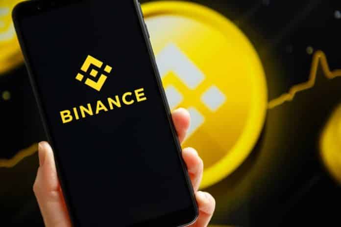 Binance sprísňuje politiku: väčšia kontrola osobných údajov na obzore. Zdroj: https://www.shutterstock.com/Irina Budanova Binance sprísňuje politiku: väčšia kontrola osobných údajov na obzore