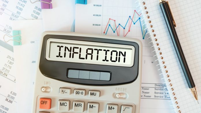 Inflácia sa nezastaví. Zdroj: Shutterstock.com/Sauko Andrei Inflácia sa nezastaví
