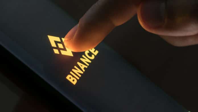 CEO Binance reaguje na svetové vlády. Zdroj: Shutterstock.com/Grey82 CEO Binance reaguje na svetové vlády