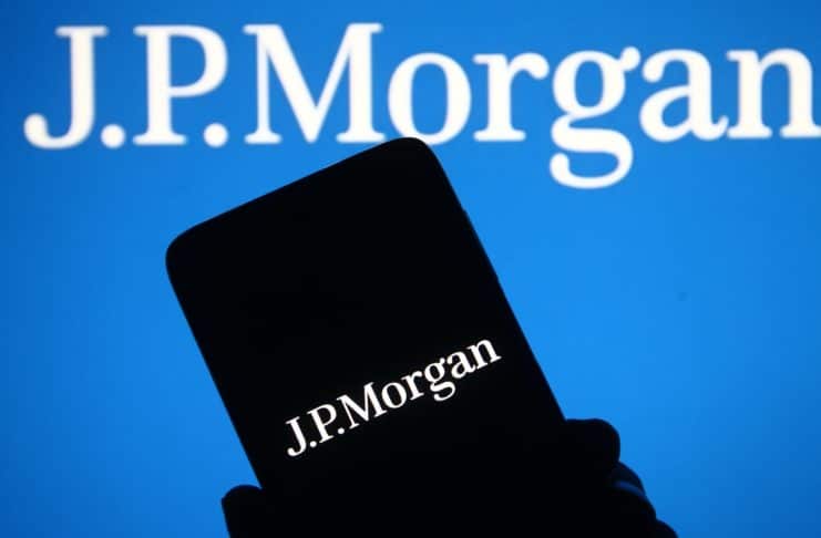 JP Morgan búra predsudky