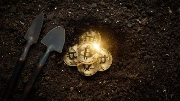 Ťažba Bitcoinu je stále menej zisková. Zdroj: Shutterstock.com/SPF Ťažba Bitcoinu je stále menej zisková
