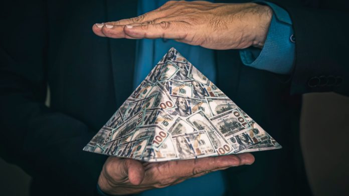 Tether Ponziho schéma. Zdroj: Shutterstock.com/diy13 Tether Ponziho schéma