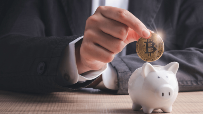Investovanie do kryptomien je čoraz bežnejšie. Zdroj: shutterstock.com/The KonG Investovanie do kryptomien je čoraz bežnejšie