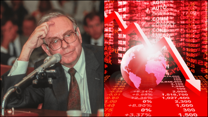 Warren Buffett predával akcie. Zdroj: shutterstock.com/Rob Crandall/Lightman4289 Warren Buffett predával akcie
