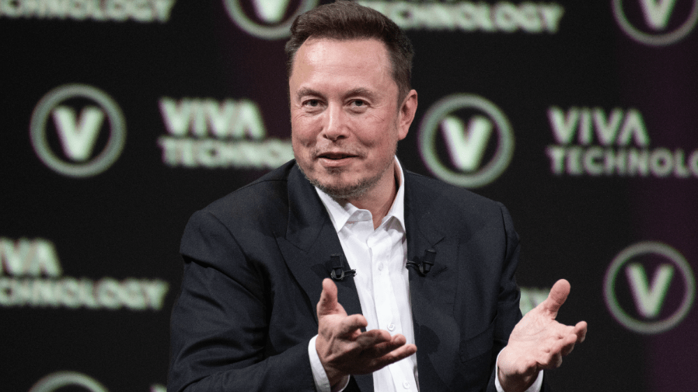 Elon Musk popísal DDoS útok na X