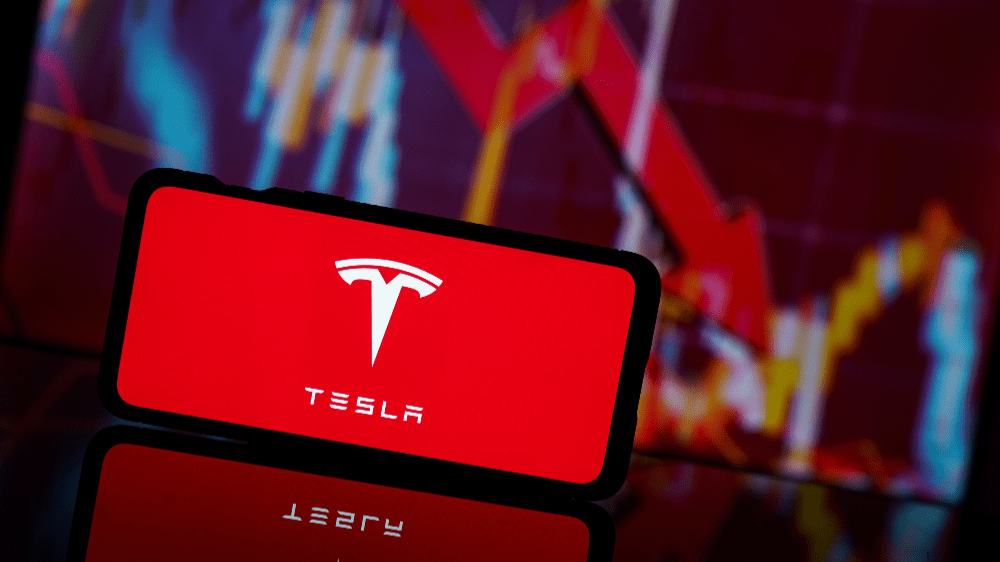 Tesla čelí veľkým problémom