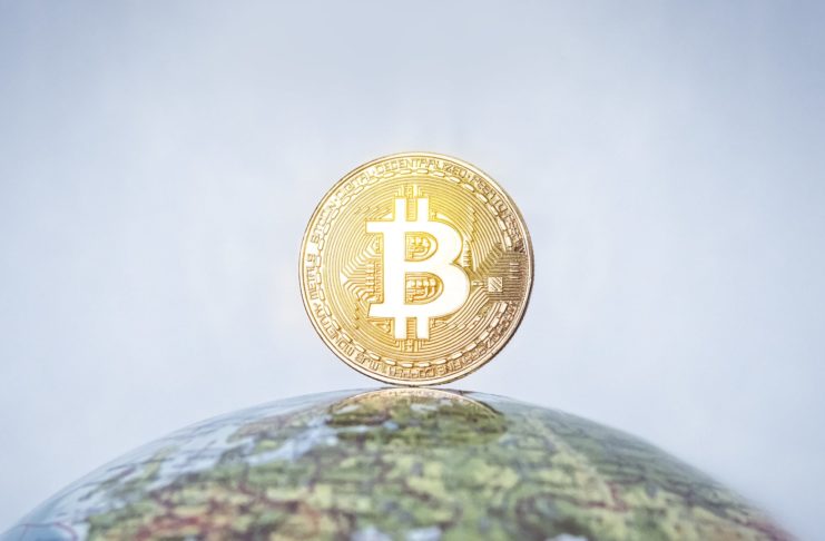 Amelie Arras, cestovateľka platiaca len Bitcoinom.