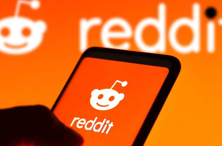 Reddit ruší nákupy za Bitcoin.