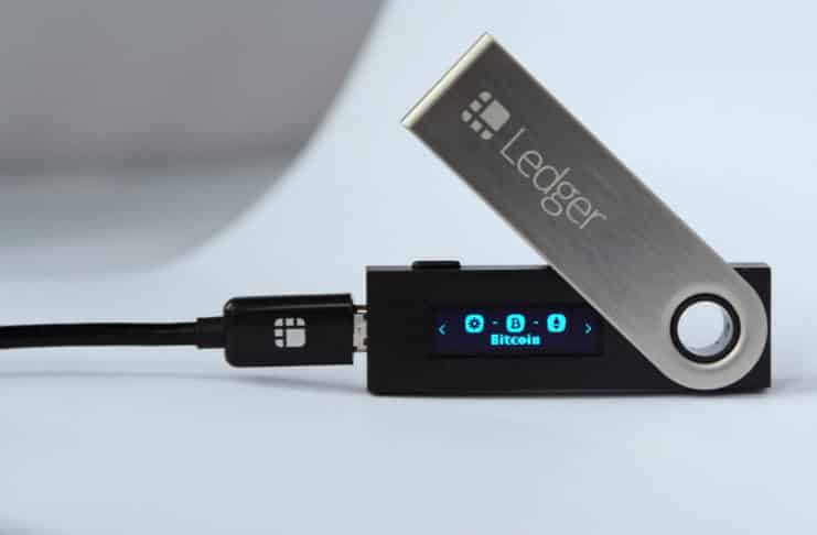 LEDGER NANO X bude spolupracovať so smartfónmi cez bluetooth...