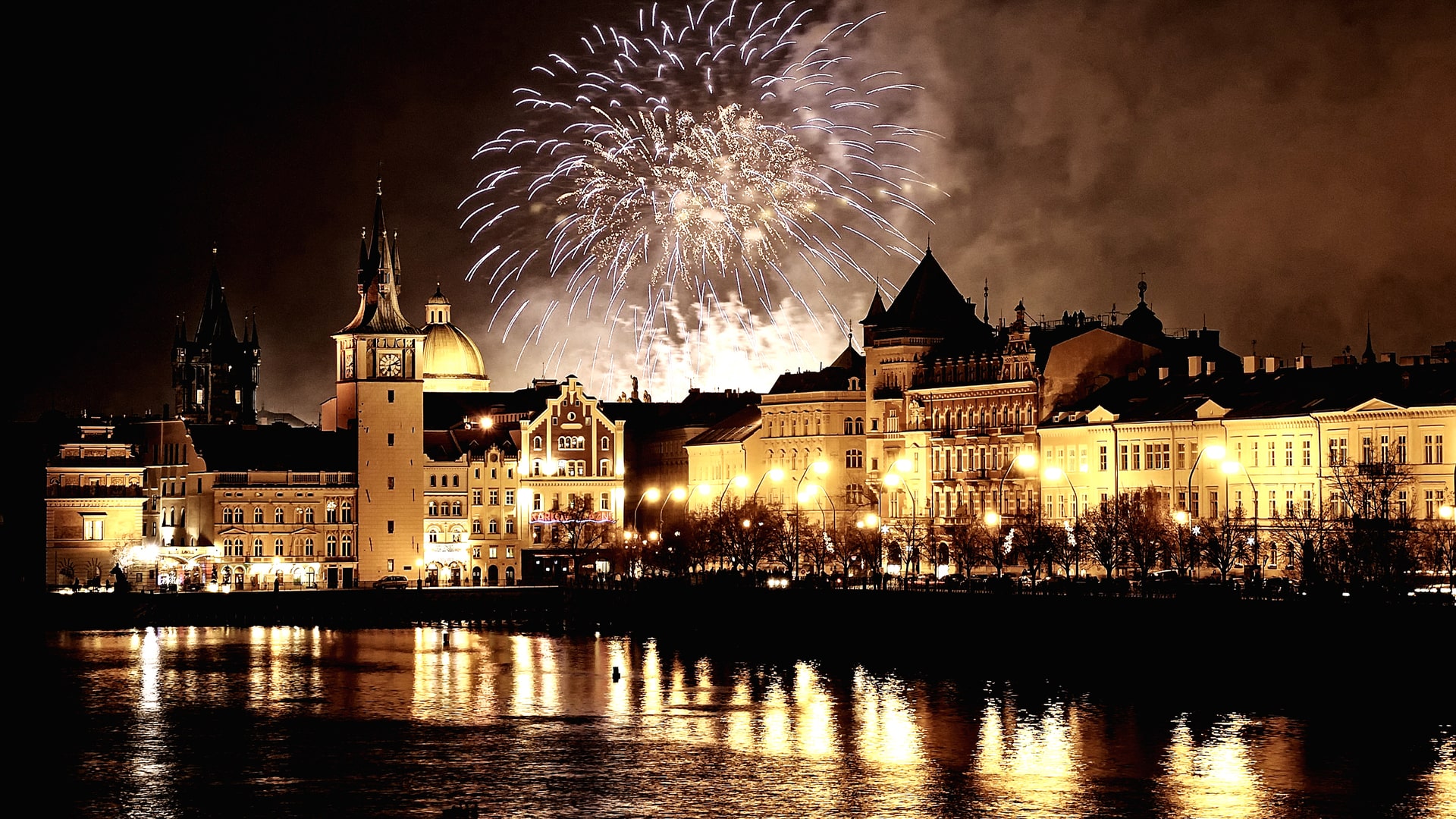 Sloboda - patril jej novoročný ohňostroj v Prahe, zaslúžene?