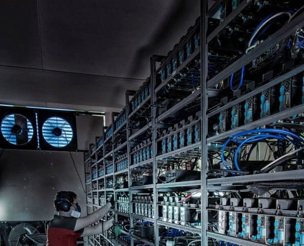 Mining laboratórium webinár