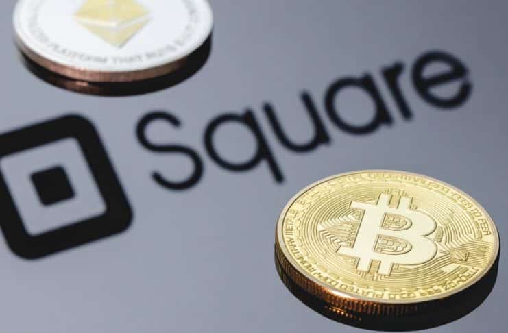 BTC Square Zdroj: Shutterstock.com/Sergei Elagin