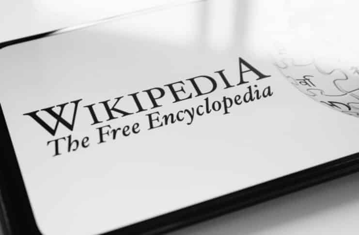 Wikipédia a prvé NFT