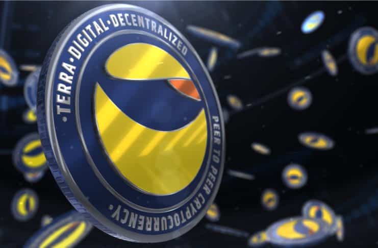LUNA raketovo rastie