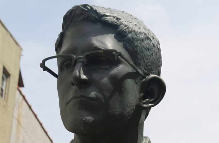 Edward Snowden má obavy z nadvlády! – Kryptomeny vnímajú ako hrozbu!