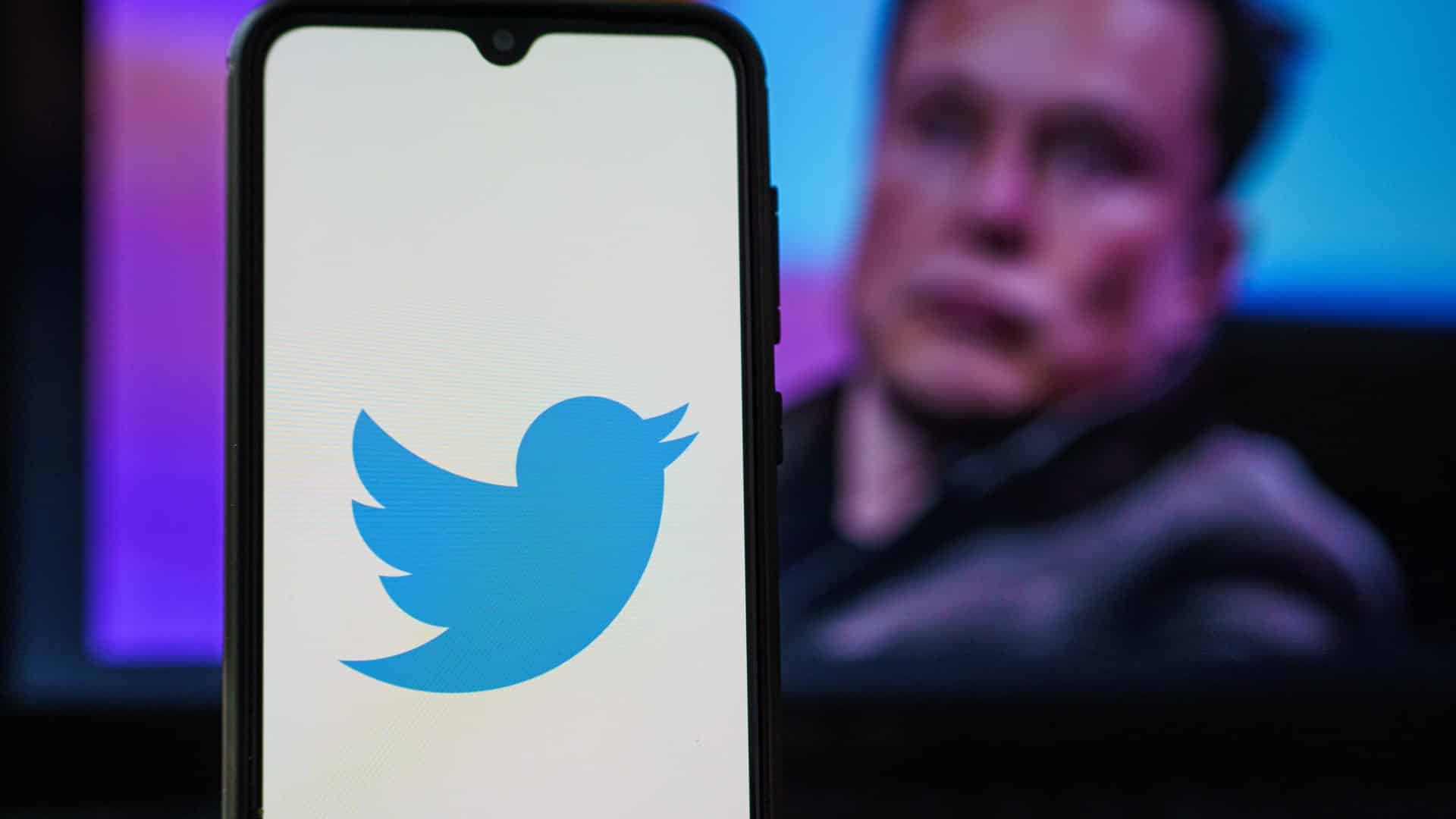 Elon Musk chce kúpiť Twitter!