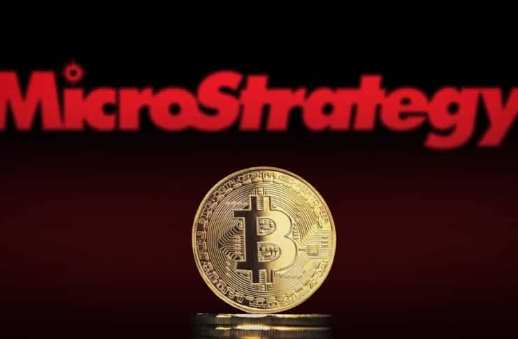 Michael Saylor vraj tajne predal bitcoiny v hodnote 315 miliónov dolárov!