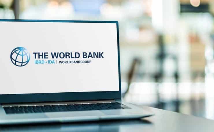 World Bank znížila prognózu globálneho rastu, varuje pred stagfláciou